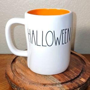🎃 rae dunn happy Halloween mug 🎃